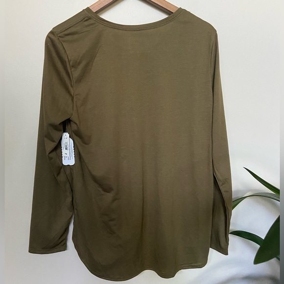 🔸 Joe Fresh 🔸 basic long sleeve top - Picture 2 of 6